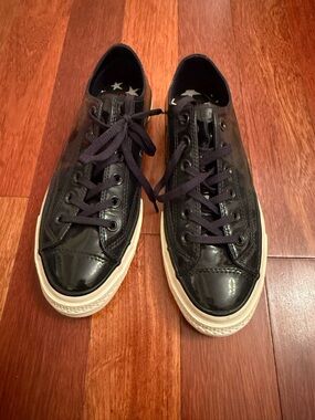 Converse Women’s Black Patent Leather Sneaker Women’s Size 8